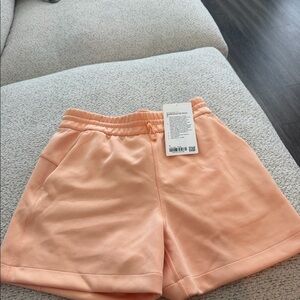 Lululemon softstreme HR short 4”